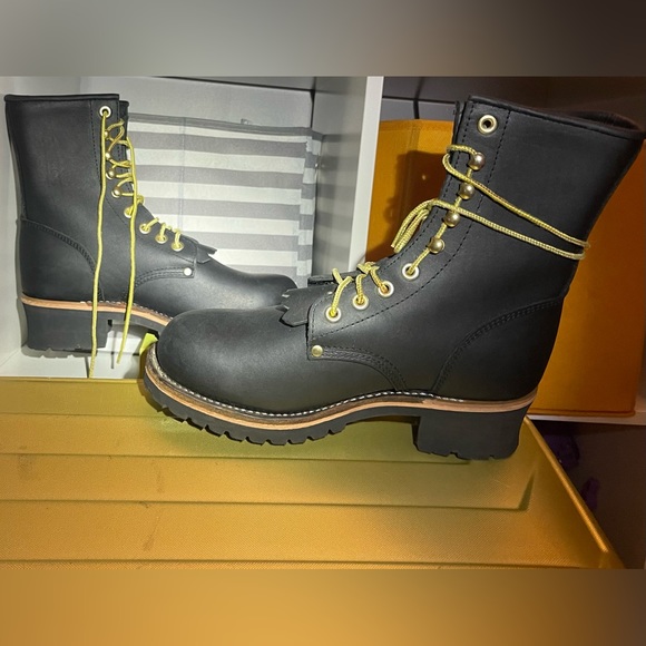 Georgia combat boot in black. Women’s 10 and men’s 8. - Picture 4 of 4